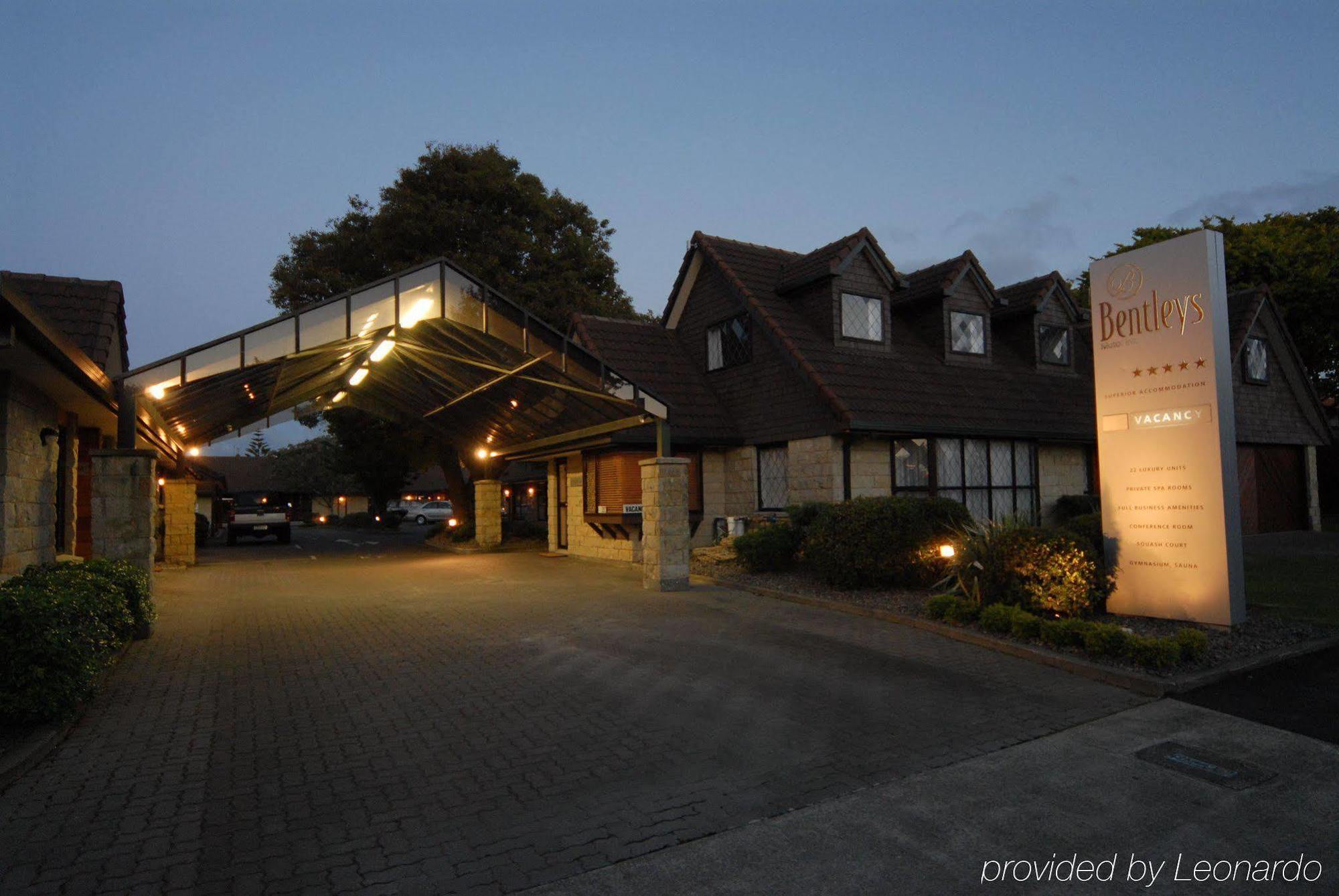 Bentleys Motor Inn Palmerston North Exteriör bild